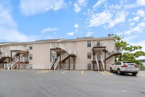 Photo 1 - Lake Views, Lakefront Pool, Great Location!