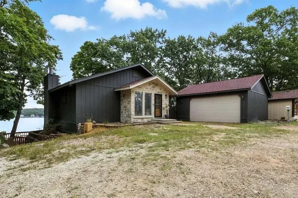 Photo 1 - Hot Tub, Main Channel Views, Great Outdoor Spaces, Blackstone