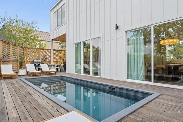 Photo 1 - Newly Renovated Low-allergen Home w Pool & Hot Tub