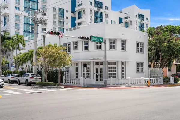 Photo 1 - Blue Flamingo Suites