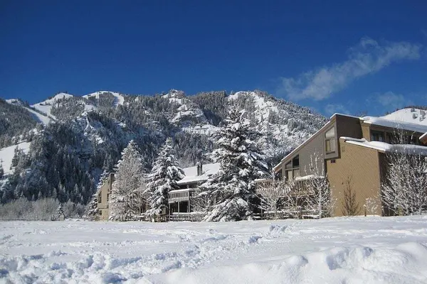 Photo 1 - Sv145 - Walk to Lifts & Town - Hot Tub & Pool