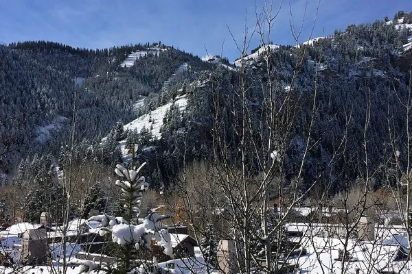 Photo 1 - Sv112 - Walk to Lifts & Town - Hot Tub & Pool