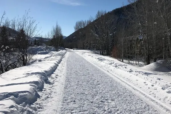 Photo 1 - Sv121 - Walk to Lifts & Town - Hot Tub & Pool