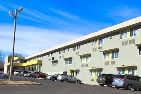 Photo 1 - Arrowhead Inn