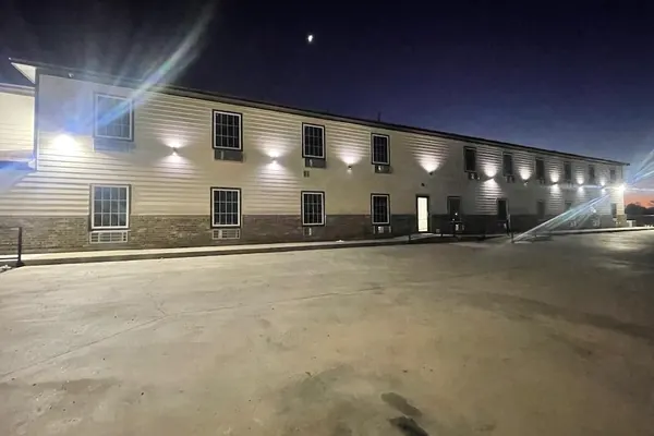 Photo 1 - Hotel O Efficiency De Luxe Near Lake Charles Sulphur