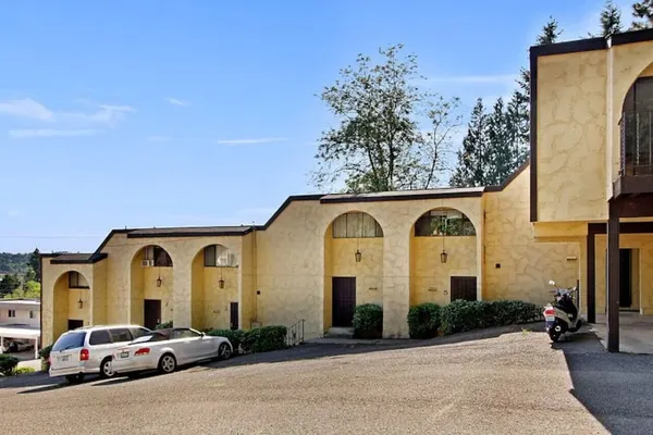 Photo 1 - NE 82nd St Redmond