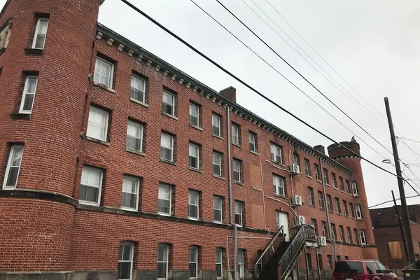 Photo 1 - Castle Apartments