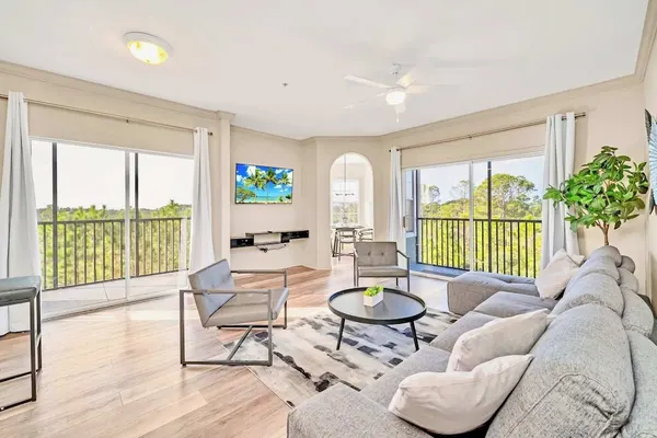 Photo 1 - Upstay Condo w Pool Sauna Sleeps 8