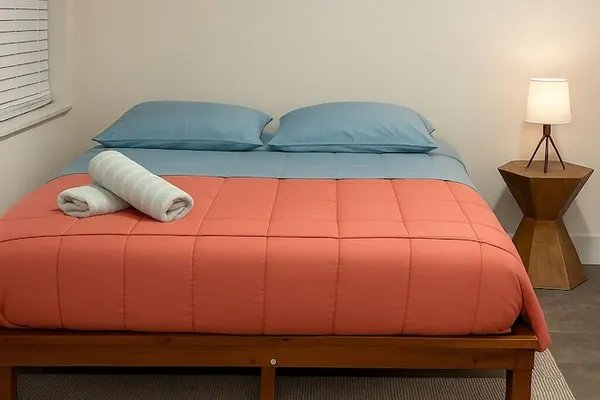 Photo 1 - Santuaria Hollywood