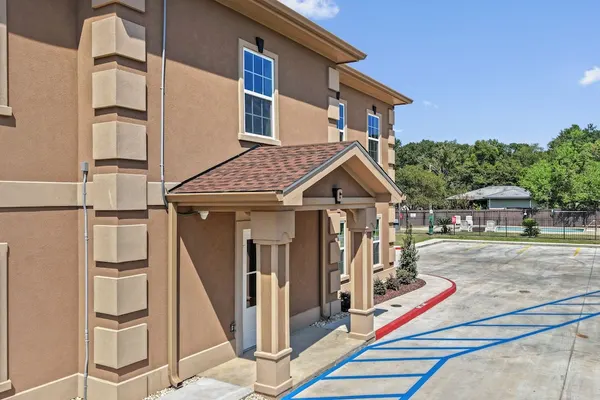 Photo 1 - Beaujolais Villas