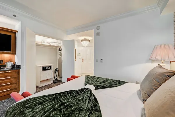 Photo 1 - Vintage Lair at Signature