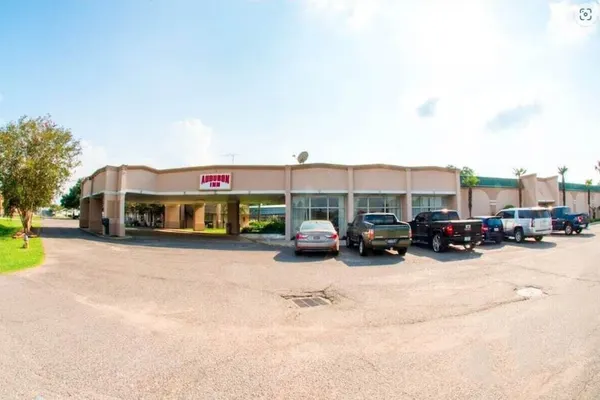 Photo 1 - Audubon Inn