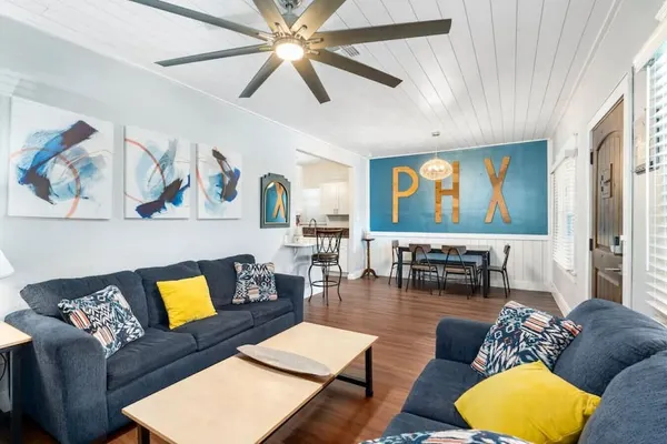 Photo 1 - Centra Phoenix House Kingbed