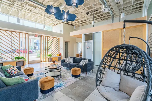 Photo 1 - Lotus 2506