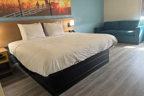 Photo 1 - Days Inn & Suites By Wyndham Festus