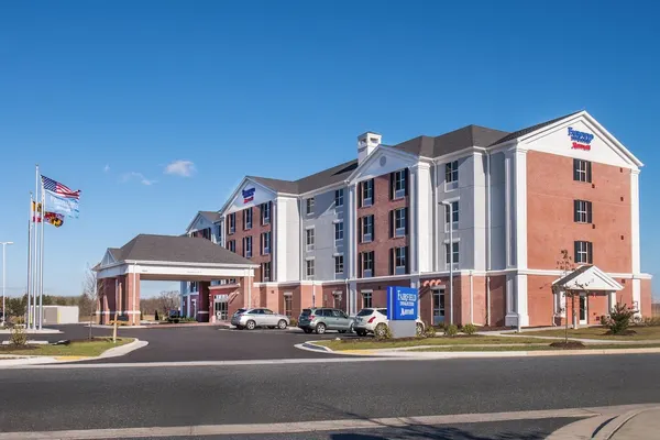 Photo 1 - Fairfield Inn & Suites by Marriott Easton