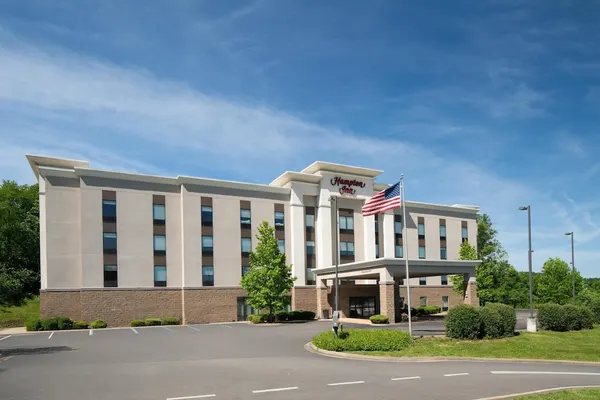 Photo 1 - Hampton Inn Fairmont