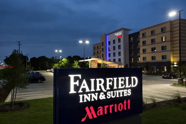 Photo 1 - Fairfield Inn & Suites by Marriott Austin San Marcos