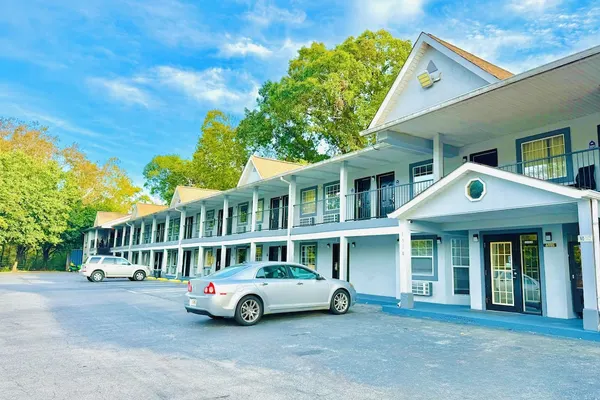 Photo 1 - Woodbridge Inn By OYO Rome