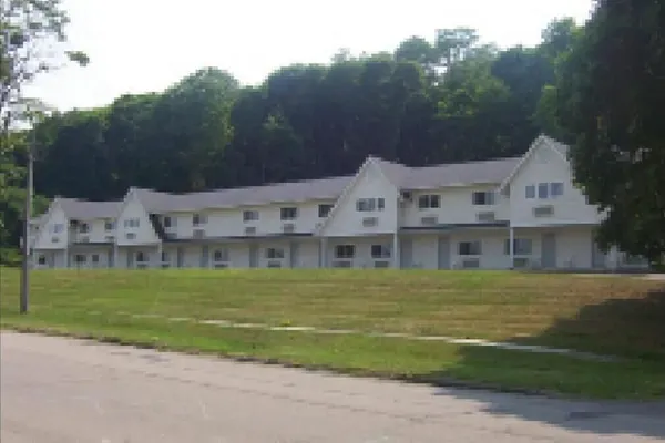 Photo 1 - The Falls Motel