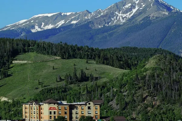 Photo 1 - Hampton Inn & Suites Silverthorne