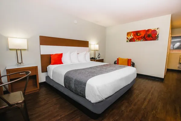 Photo 1 - The Atwood Hotel San Diego - SeaWorld/Zoo