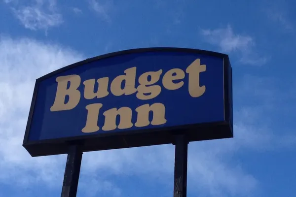 Photo 1 - Budget Inn