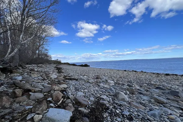 Photo 1 - High Tide Inn
