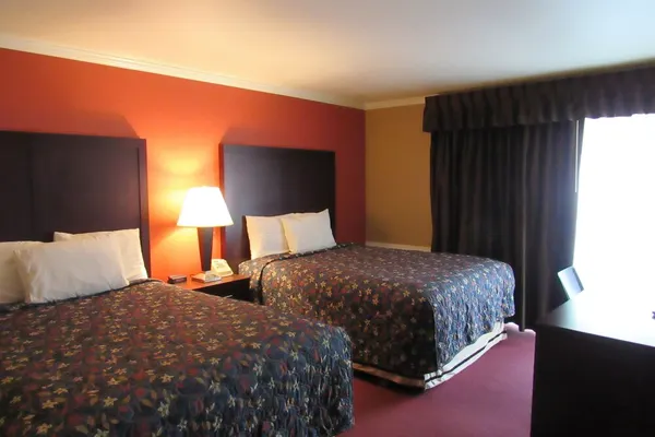 Photo 1 - Nendels Motor Inn