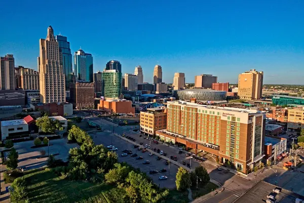 Photo 1 - Courtyard by Marriott Kansas City Downtown/Convention Center