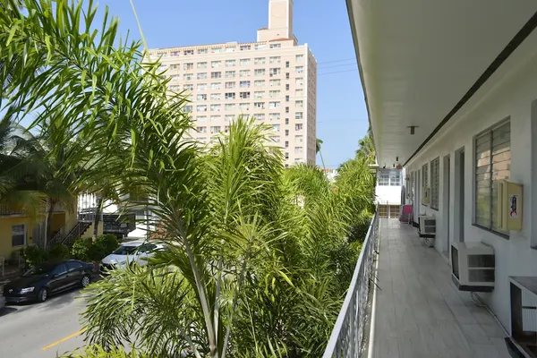 Photo 1 - Art Deco Ocean Walk Apartments