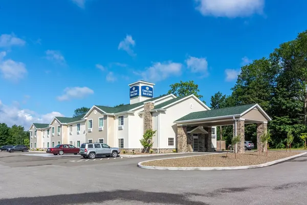 Photo 1 - Cobblestone Hotel & Suites - Harborcreek