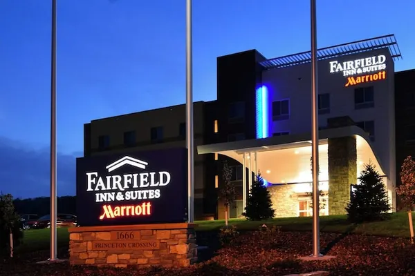 Photo 1 - Fairfield Inn & Suites by Marriott Eau Claire Chippewa Falls