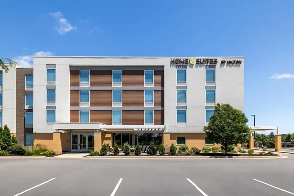 Photo 1 - Home2 Suites by Hilton Milwaukee Brookfield
