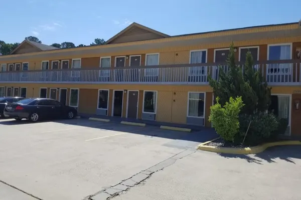Photo 1 - America's Best Inn