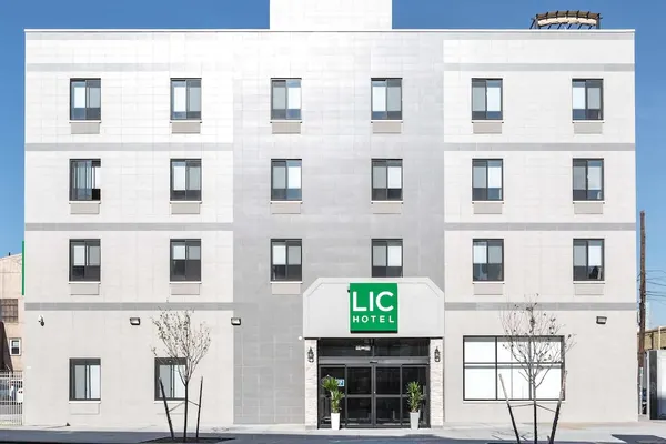 Photo 1 - LIC Hotel