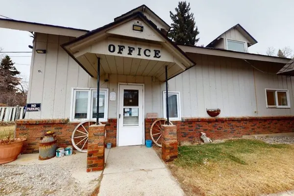 Photo 1 - Trails End Motel