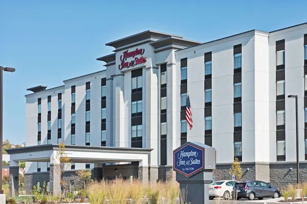 Photo 1 - Hampton Inn & Suites North Huntingdon-Irwin