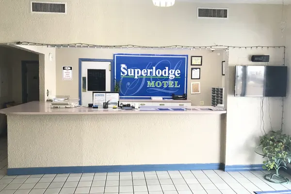 Photo 1 - SuperLodge Motel