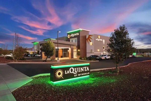 Photo 1 - La Quinta Inn & Suites by Wyndham Williams-Grand Canyon Area