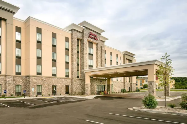 Photo 1 - Hampton Inn & Suites Hudson