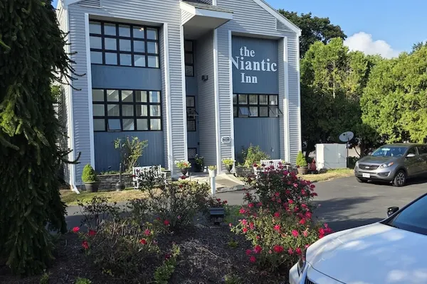 Photo 1 - The Niantic Inn