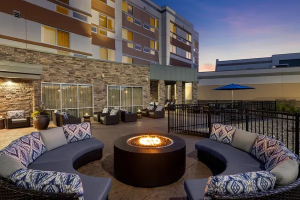 Photo 1 - Courtyard by Marriott Omaha Bellevue Beardmore Event Center