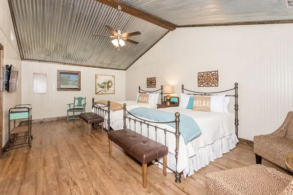 Photo 1 - Vineyard Trail Cottages - Adults Only
