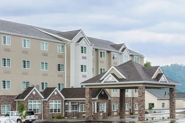 Photo 1 - Microtel Inn & Suites By Wyndham New Martinsville