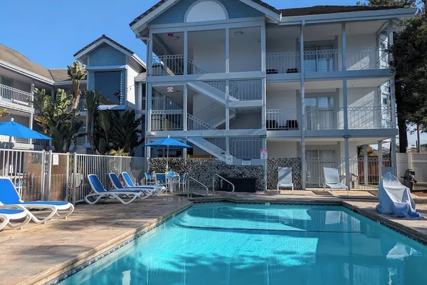 Photo 1 - Hotel Solares