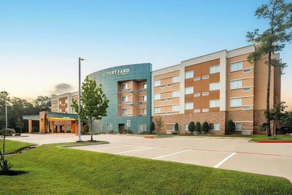 Photo 1 - Courtyard by Marriott Houston City Place