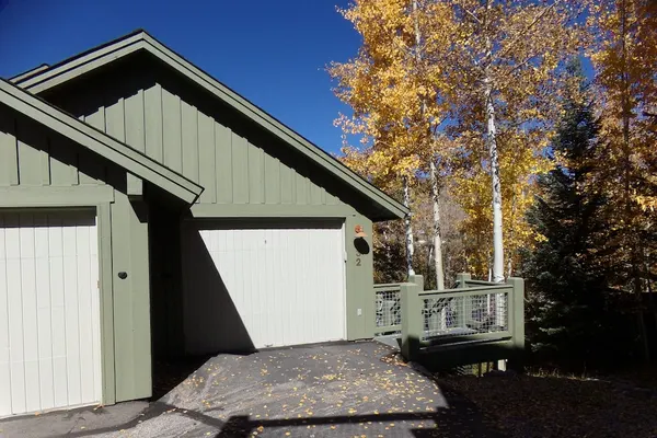 Photo 1 - Anemone Townhome 3 Bed 3 Bath