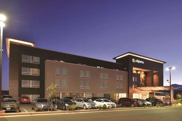 Photo 1 - La Quinta Inn & Suites by Wyndham Page at Lake Powell