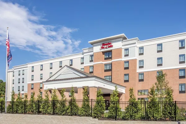 Photo 1 - Hampton Inn & Suites Yonkers - Westchester